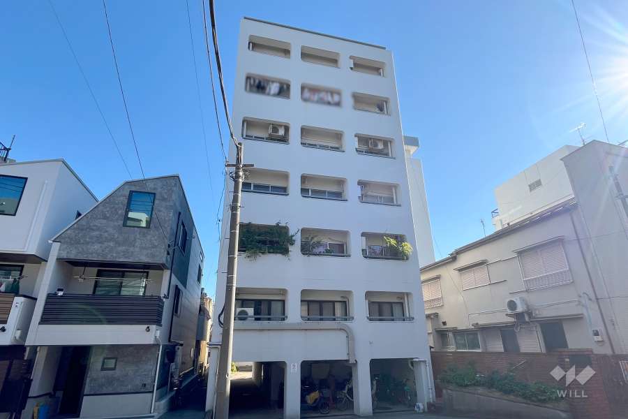 小日向マンションの外観（北西側から）
