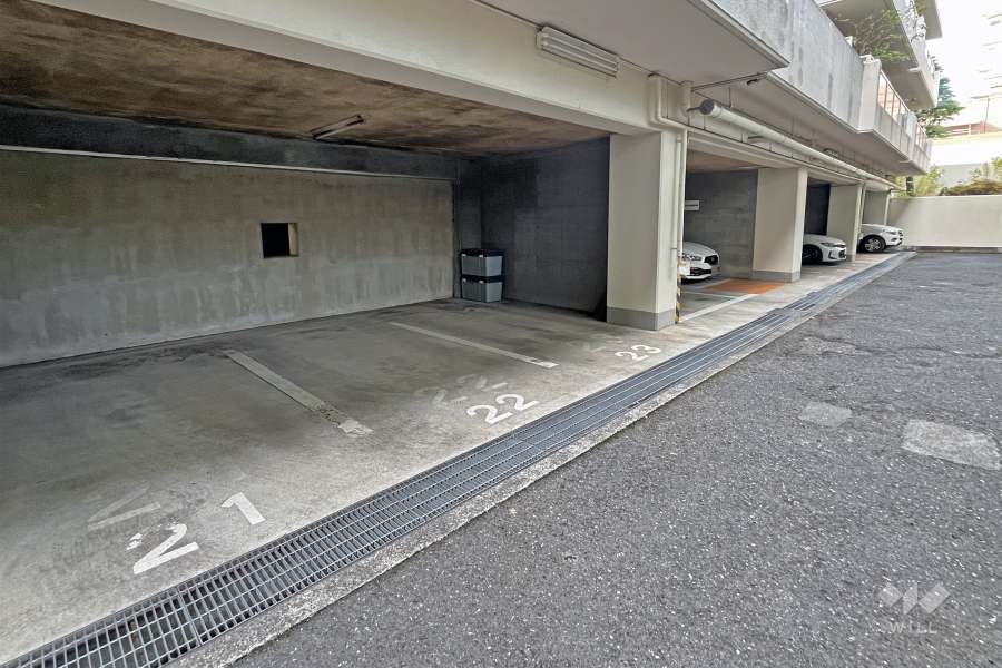 敷地内駐車場（屋内平面式）