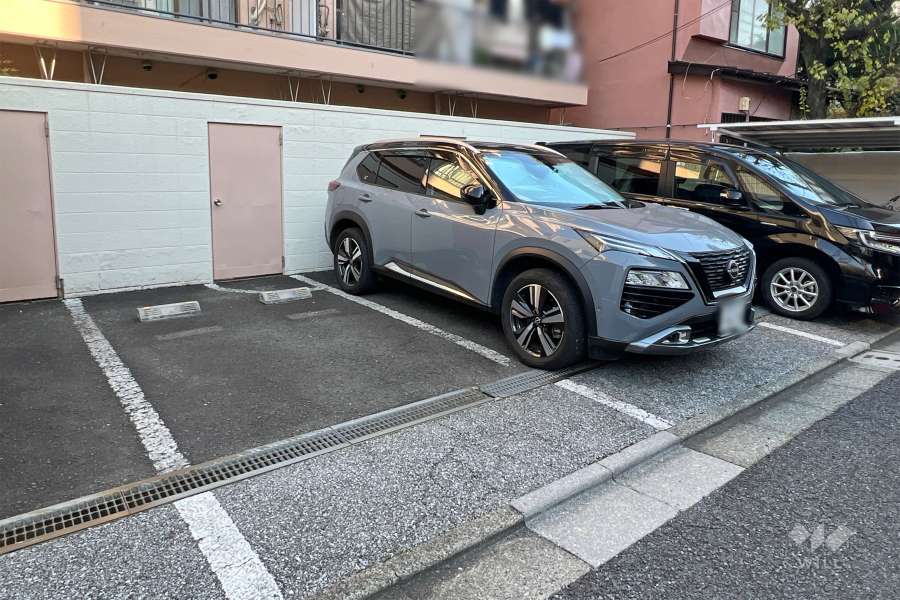 敷地内駐車場（屋外平面式）