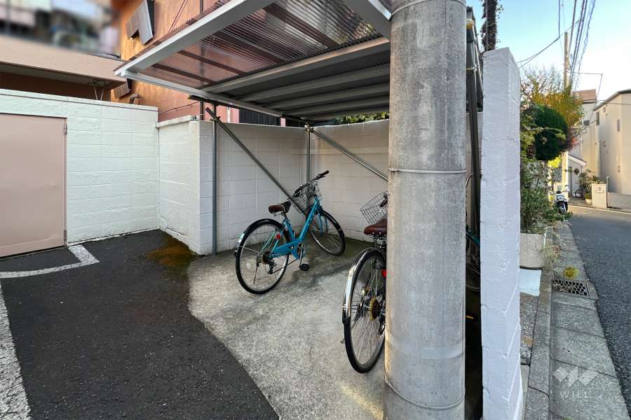 駐輪場・バイク置場　