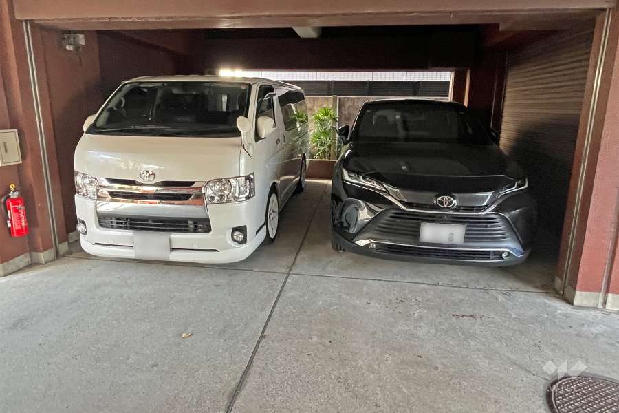 敷地内駐車場（屋内平面式）