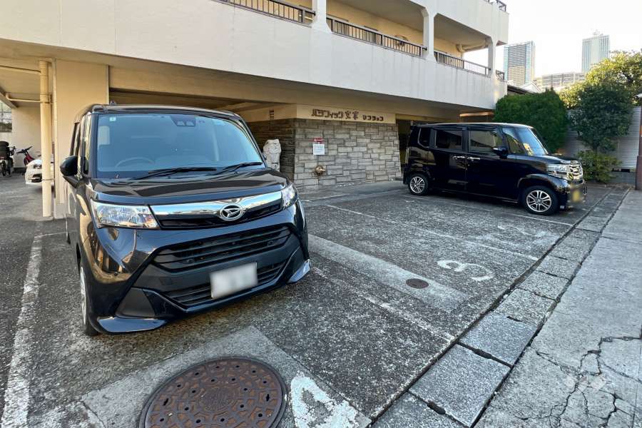 敷地内駐車場（屋外平面式）