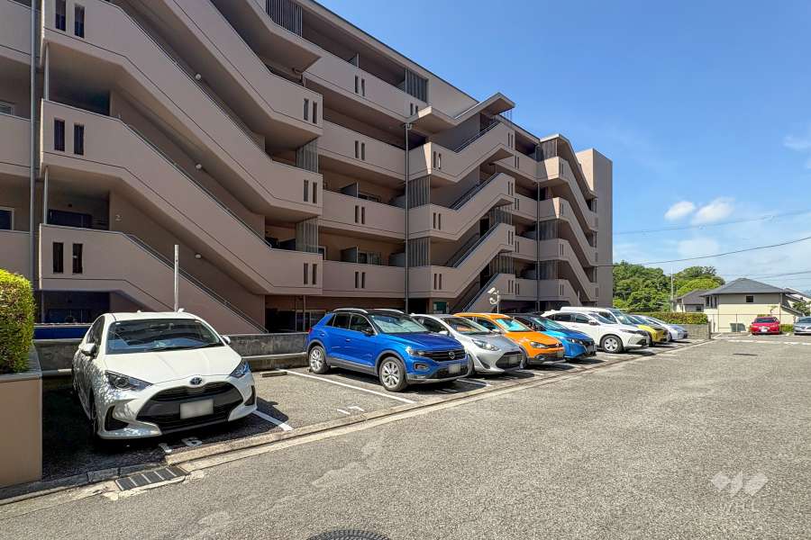 敷地内駐車場（屋外平面式）