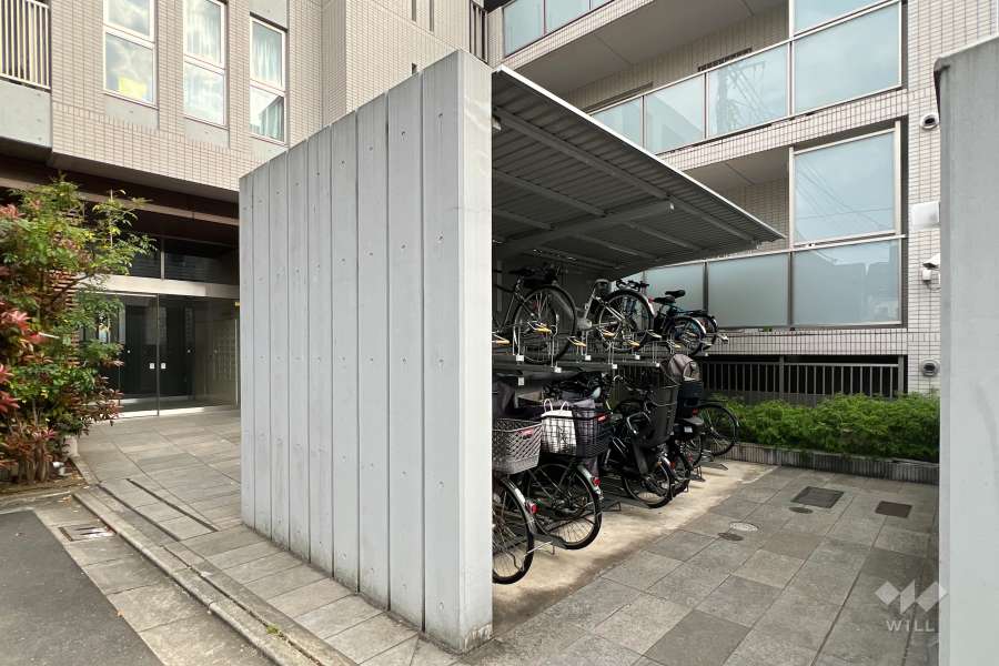 駐輪場（屋根あり）