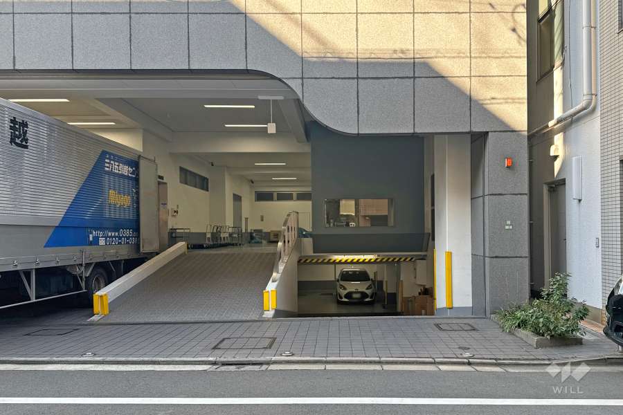 駐車場の出入り口