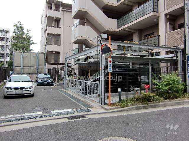 敷地内駐車場（屋外機械式）