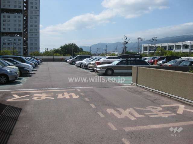 ２階駐車場