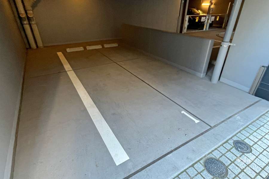 敷地内駐車場（屋内平面式・屋内機械式）