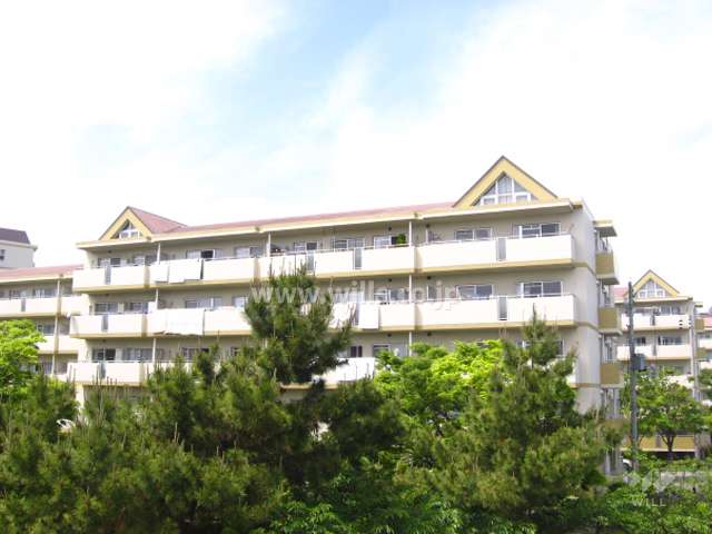 武庫川第2一番街3号棟の外観（南東側から）