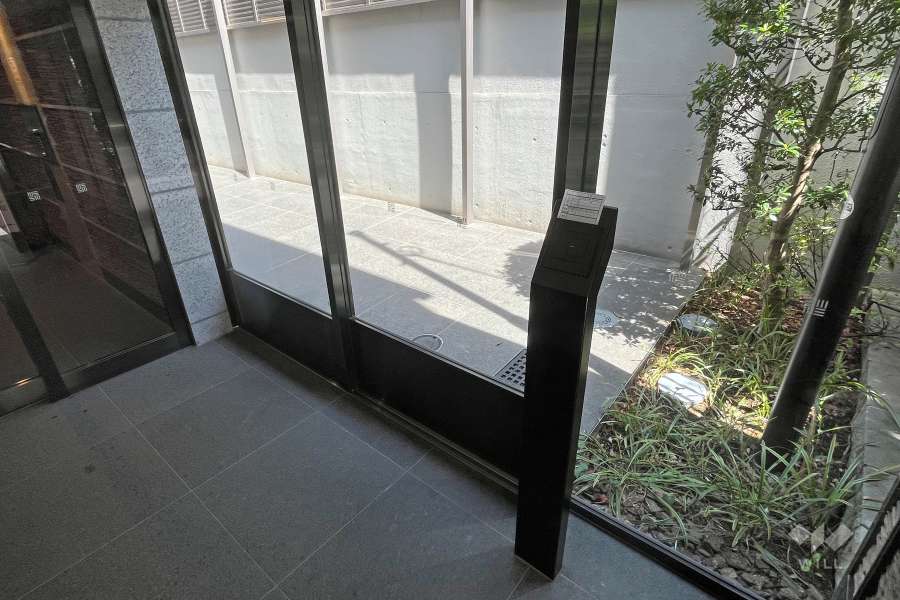 駐輪場出入り口