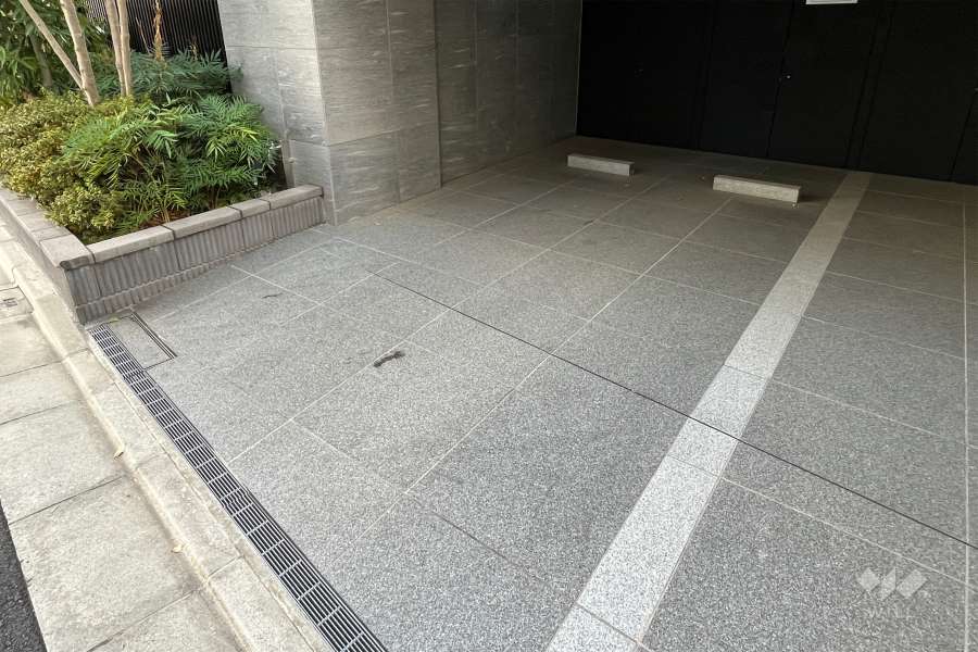 敷地内駐車場（屋内平面式）