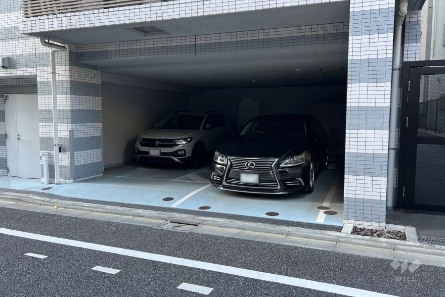 敷地内駐車場（屋内平面式）