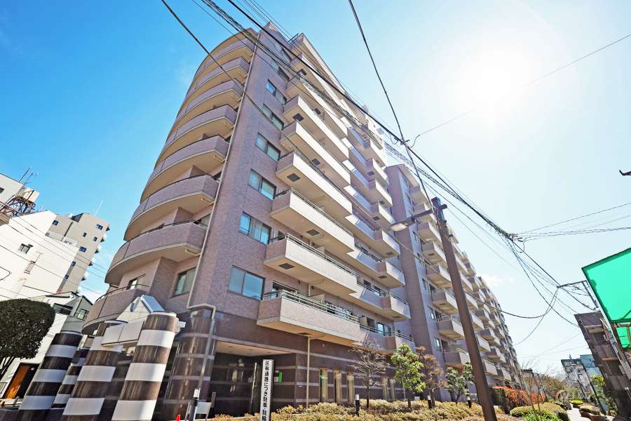 オーベル池袋立教通りの外観（北西側から）