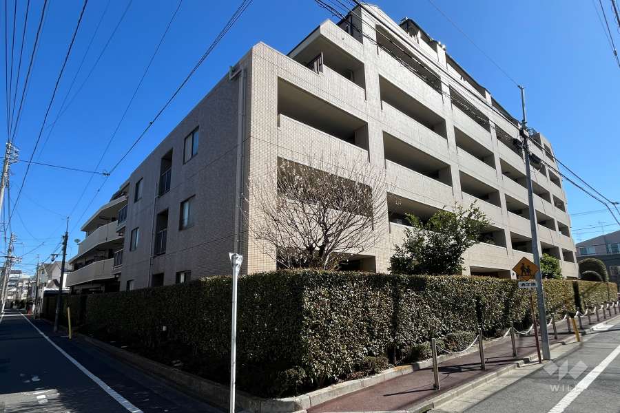 ライオンズマンション南長崎の外観（南西側から）