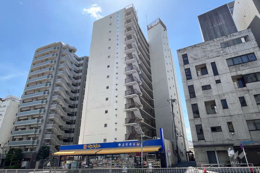 新大塚共同住宅の外観（北側から）