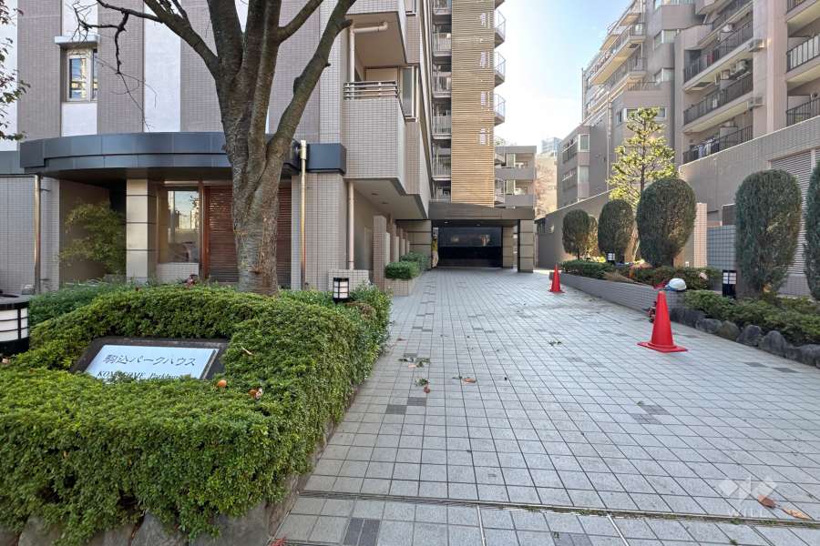 エントランスアプローチ