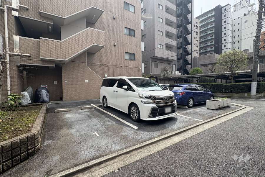 敷地内駐車場（屋外平面式）