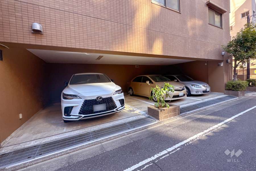 敷地内駐車場（屋内平面式）