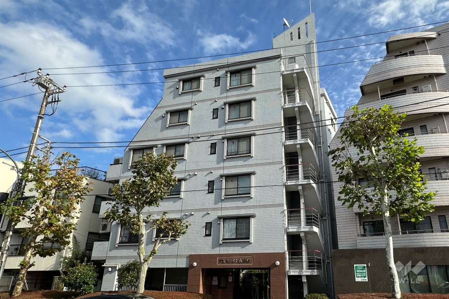アビタシオン南長崎の外観（西側から）