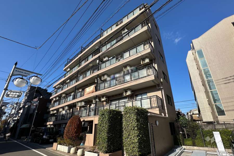 マイキャッスル東長崎の外観（南東側から）