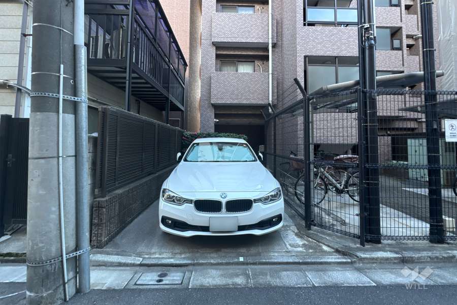 敷地内駐車場（屋外平面式）
