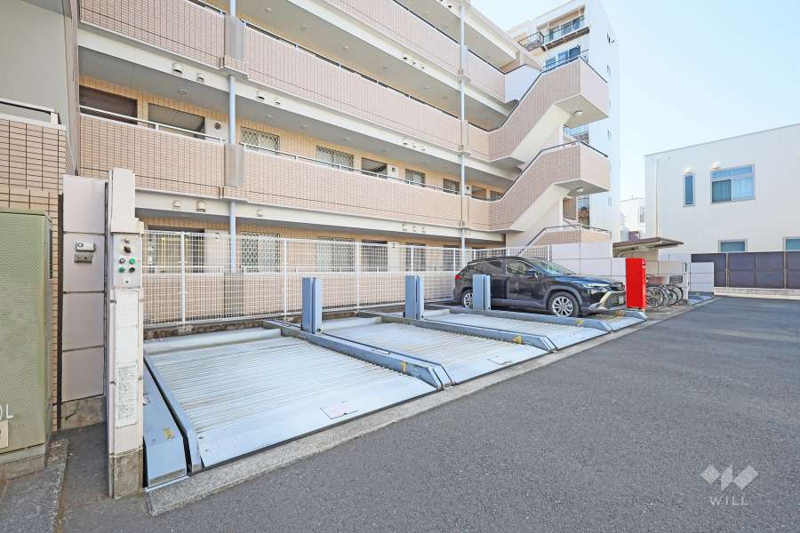 敷地内駐車場（屋外機械式）