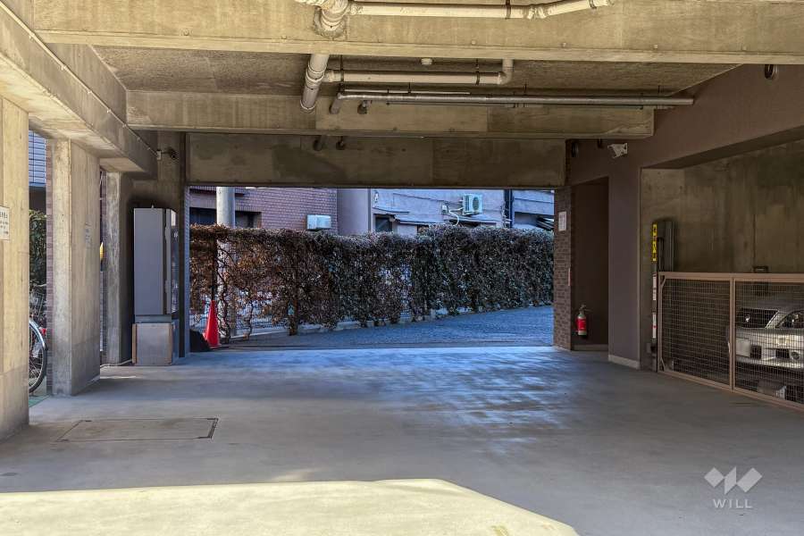 敷地内駐車場（屋外平面式）
