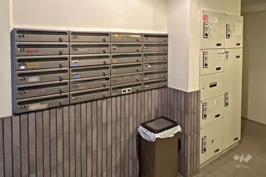 宅配ボックスと共用ポスト