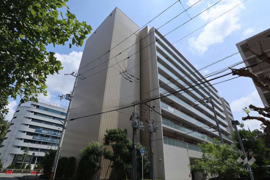 インプレスト千里中央の外観（北西側から）