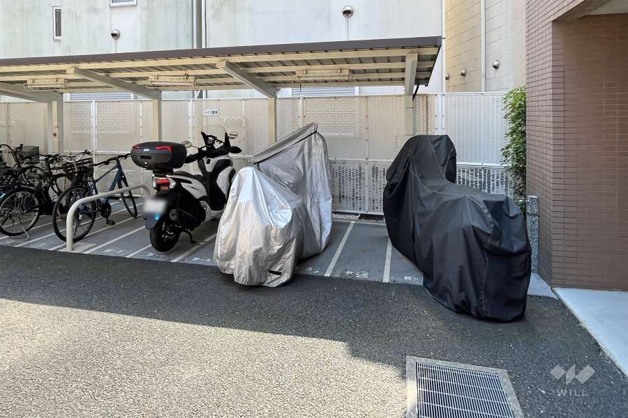 バイク置場