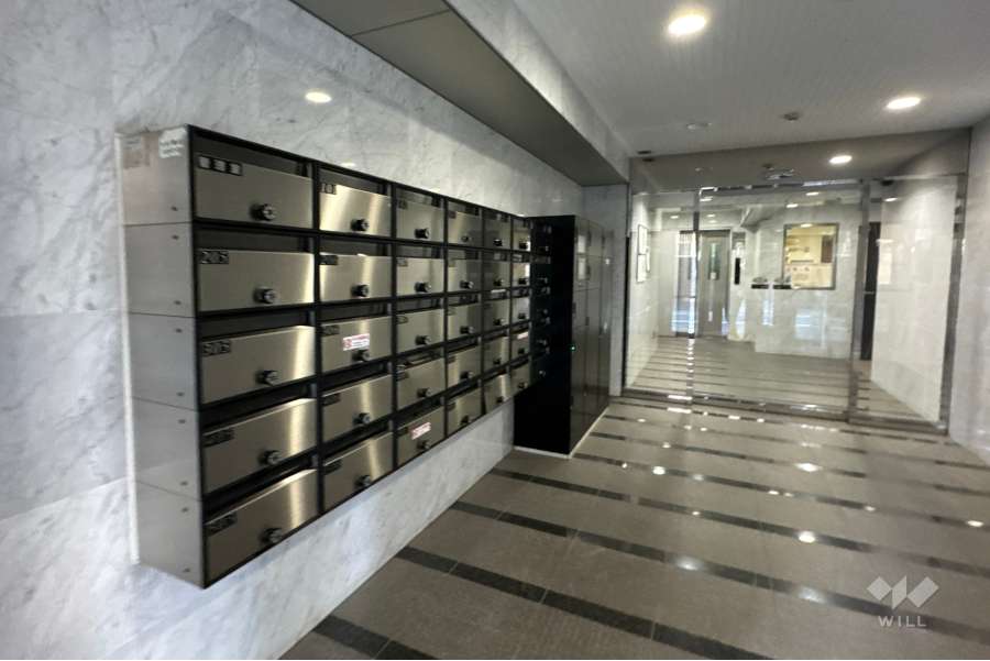 共用ポストと宅配ボックス