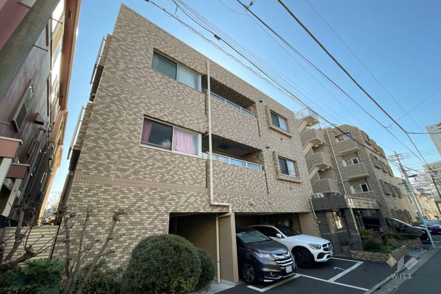 コニファーコートロワジールの外観（北側から）