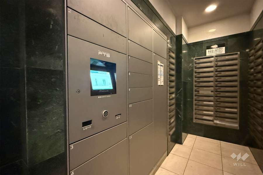 宅配ボックスと共用ポスト