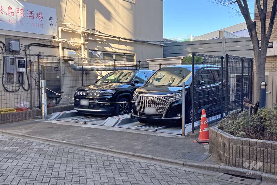 敷地内駐車場（屋外機械式）（ロボットゲート付き）