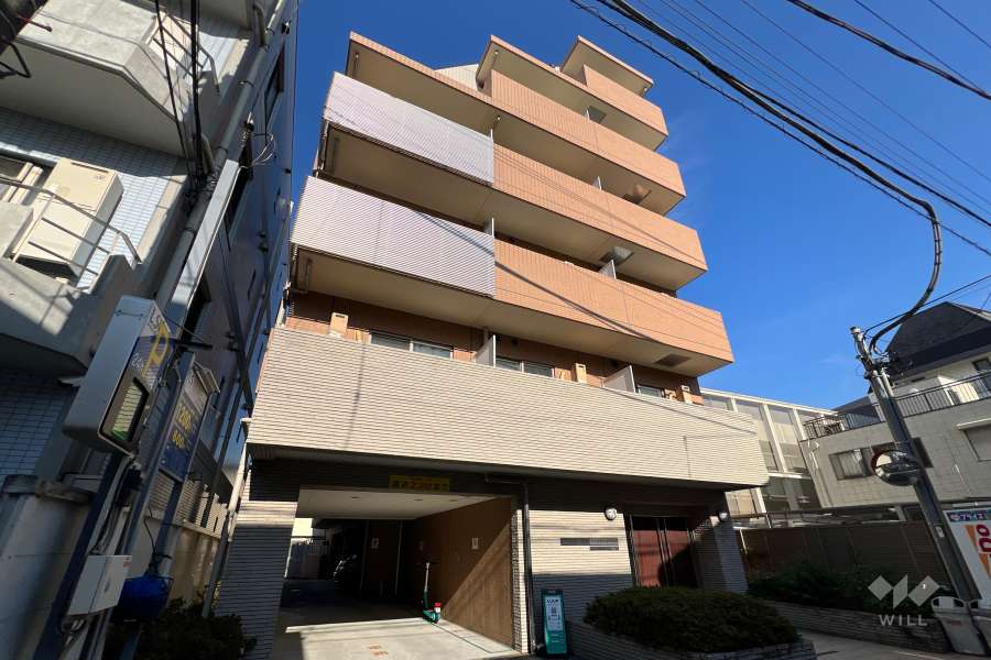 スパシエルクス池袋の外観（南西側から）