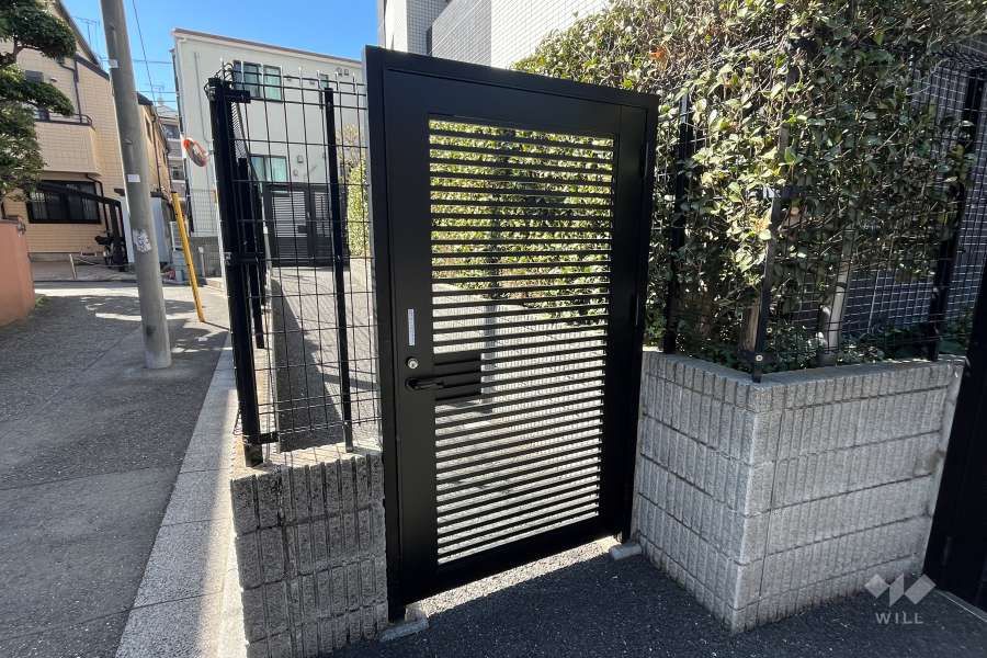 駐輪場出入り口