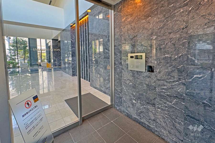 サブエントランス