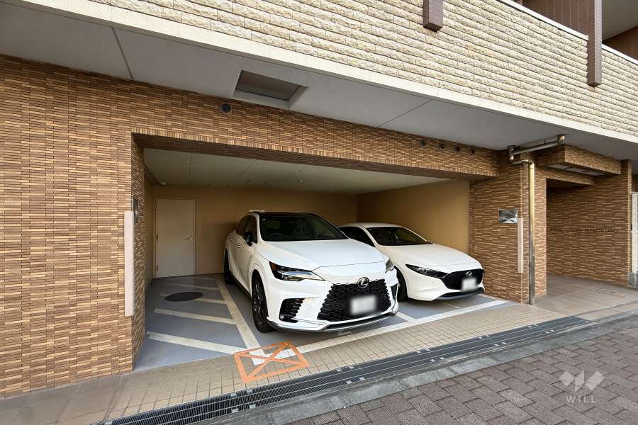 敷地内駐車場（屋内平面式）