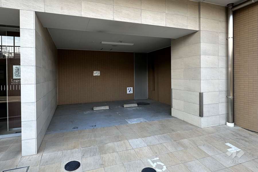 敷地内駐車場（屋内平面式）