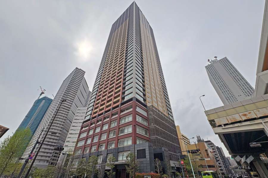 アウルタワーの外観（北東側から）