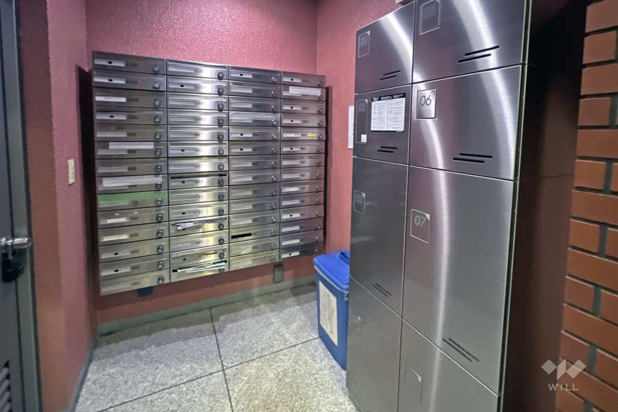 宅配ボックスと共用ポスト