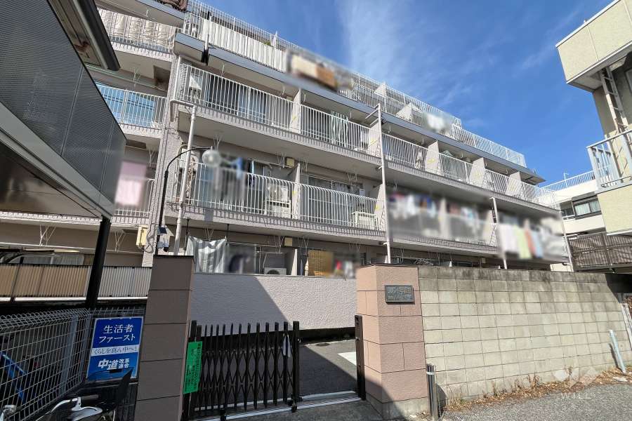 リレント早稲田の外観（南東側から）