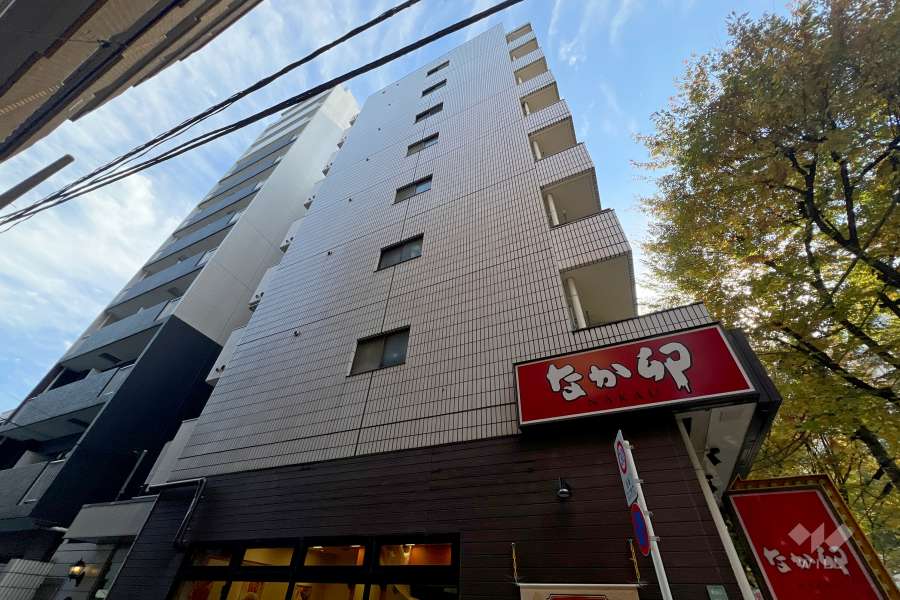 エリゼー池袋の外観（北側から）