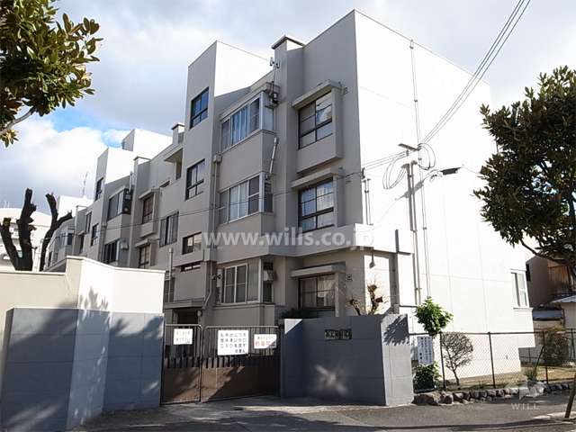 西大島住宅南棟の外観（北西側から）