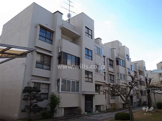 西大島住宅南棟の外観（北東側から）