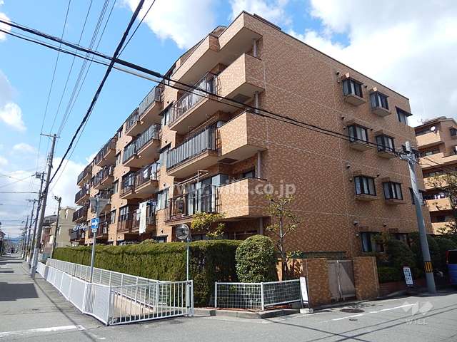 南塚口ハウス2号棟の外観（南東側から）