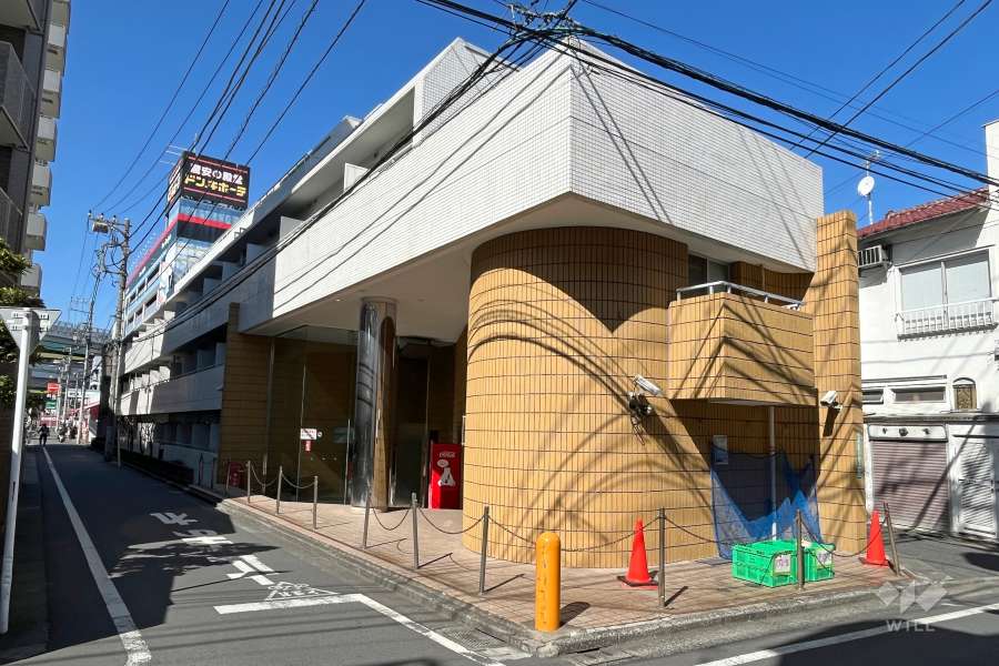 メゾン池袋（池袋本町2丁目）の外観（南東側から）