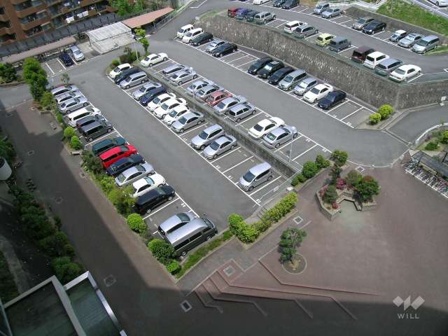 敷地内の駐車場