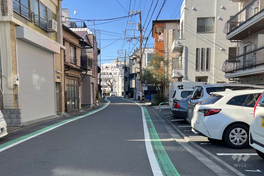 敷地南西側の前面道路