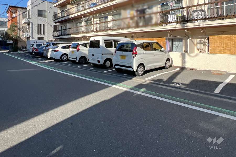 敷地内駐車場（屋外平面式）